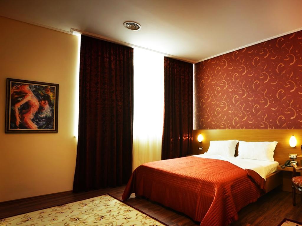 Hotel Austria Tirana Exteriér fotografie