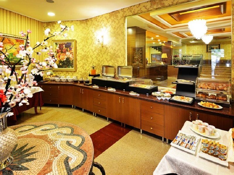 Hotel Austria Tirana Exteriér fotografie